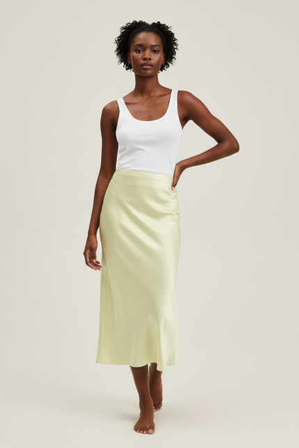 Jupe Midi Vert Pâle Satinée Élégante