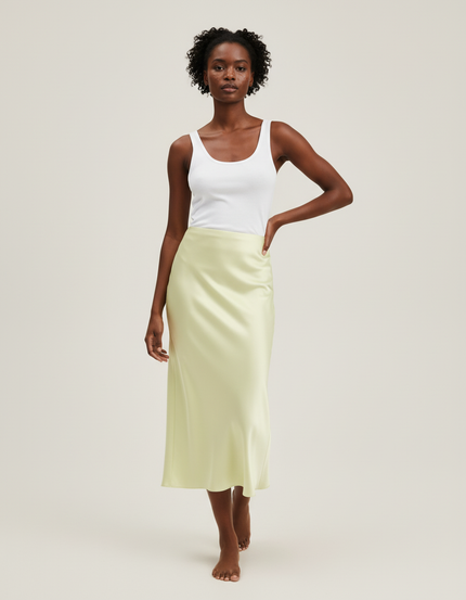 Jupe Midi Vert Pâle Satinée Élégante