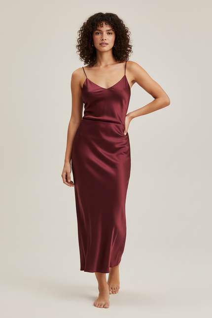 Jupe Midi Satinée Bordeaux Élégante