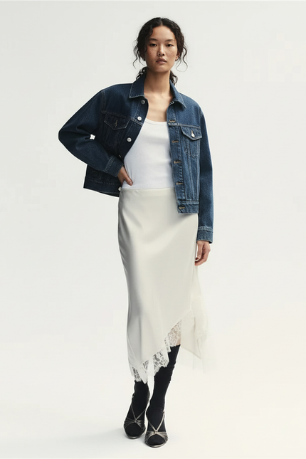 Jupe Midi Crème Satinée Dentelle Élégante