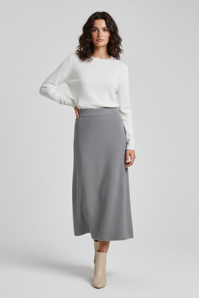 Jupe Midi Grise Côtelée Élégante