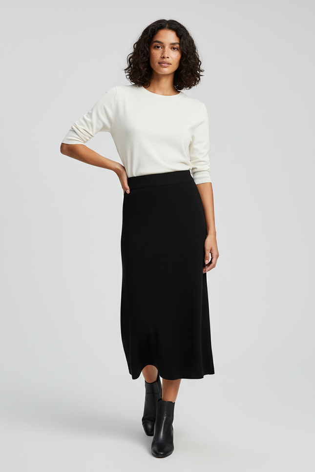 Jupe Midi Noire Côtelée Chic