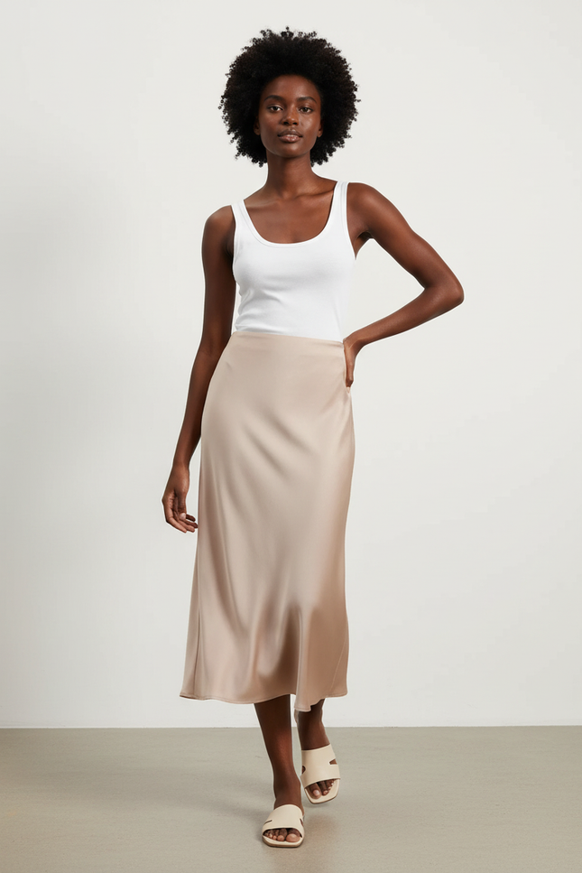 Jupe Midi Satinée Beige Élégante
