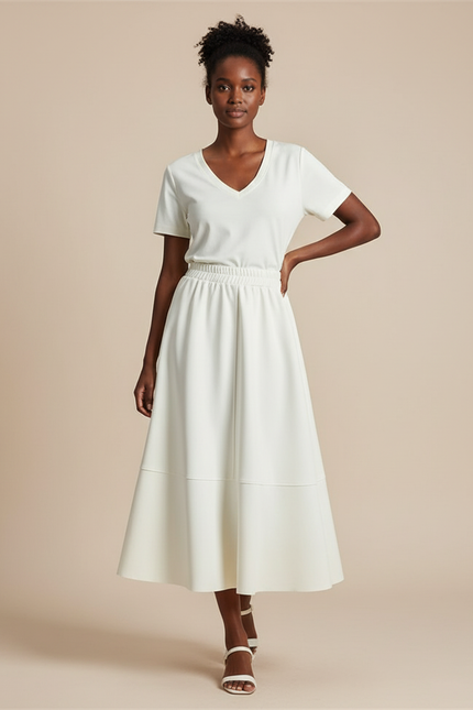 Jupe Midi Crème Coupe Évasée Élégante