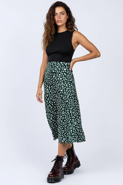 Jupe Midi Léopard Verte Élégante
