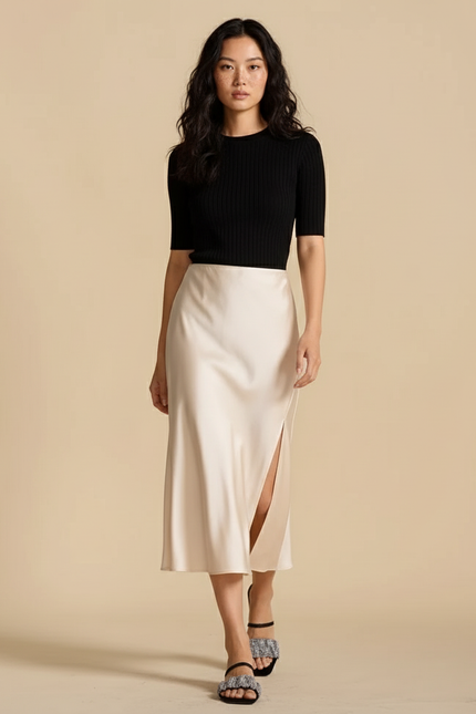 Jupe Midi Satin Beige Élégante délicate