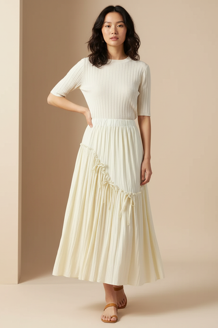 Jupe Midi Crème Fluide Asymétrique