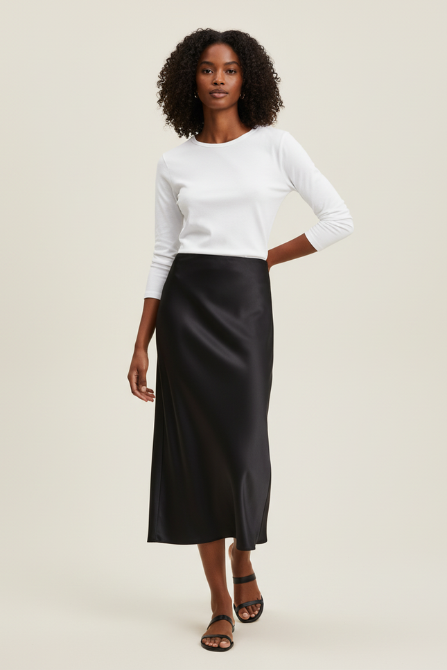 Jupe Midi Noire Satin Élégante