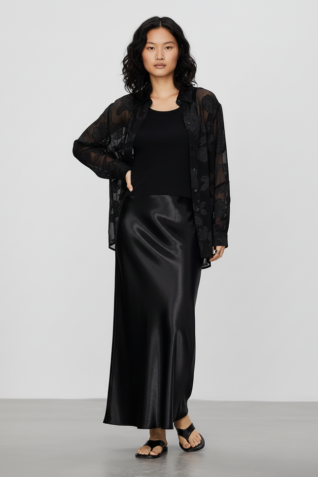Jupe Midi Satin Noire Chic