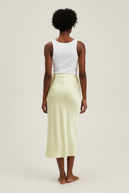 Jupe Midi Vert Pâle Satinée Élégante