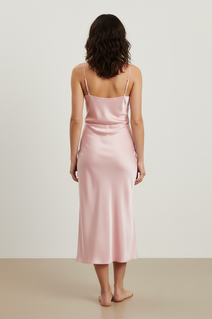 Jupe Midi Rose Satinée Élégante