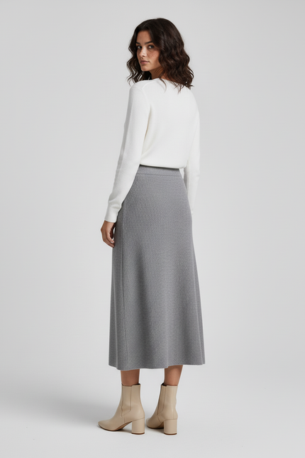 Jupe Midi Grise Côtelée Élégante