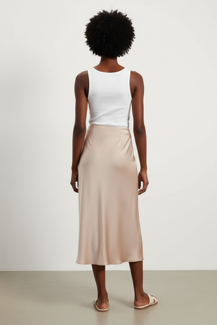 Jupe Midi Satinée Beige Élégante