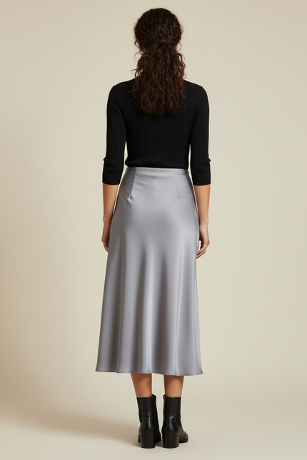Jupe Midi Satinée Grise Élégante raffinée