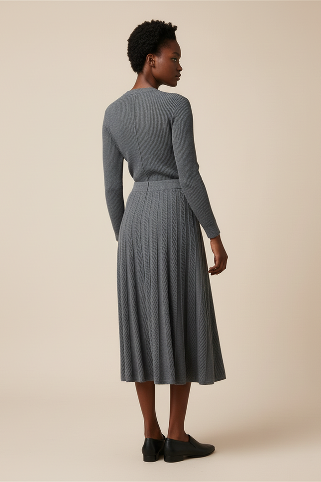 Jupe Midi Grise Plissée Élégante
