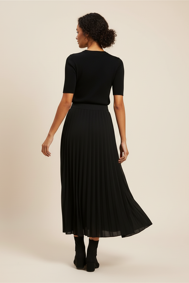 Jupe Midi Plissée Noire Élégante
