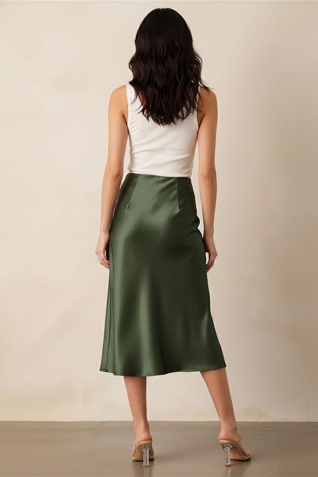 Jupe Midi Verte Satinée Élégante lumineuse