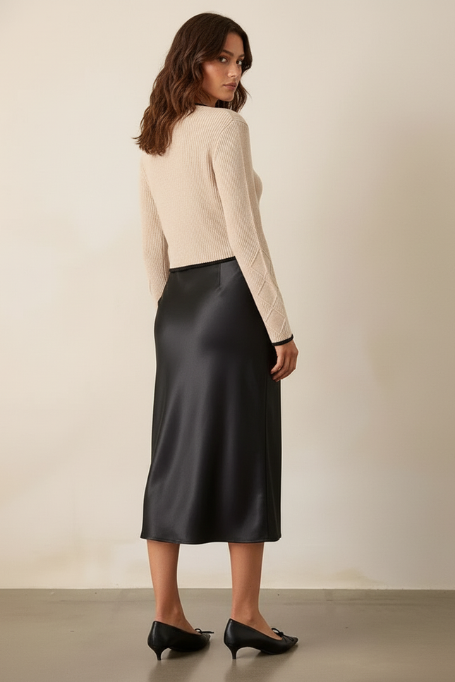 Jupe Midi Noire Satinée Élégante sobre