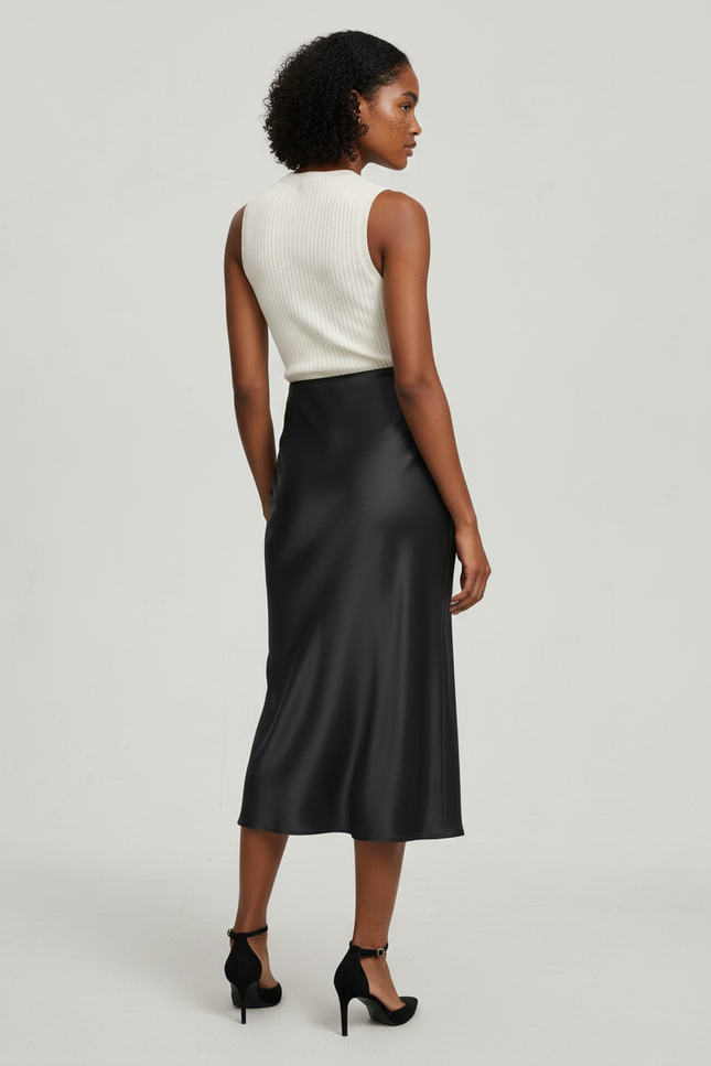Jupe Midi Noire Satinée Élégante chic
