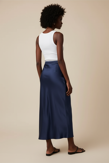 Jupe Midi Bleu Marine Satinée Élégante