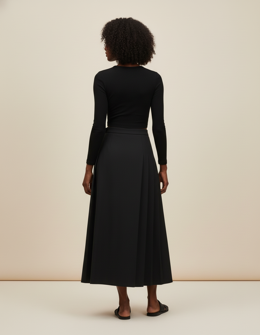 Jupe Midi Noire Plissée Élégante raffinée moderne
