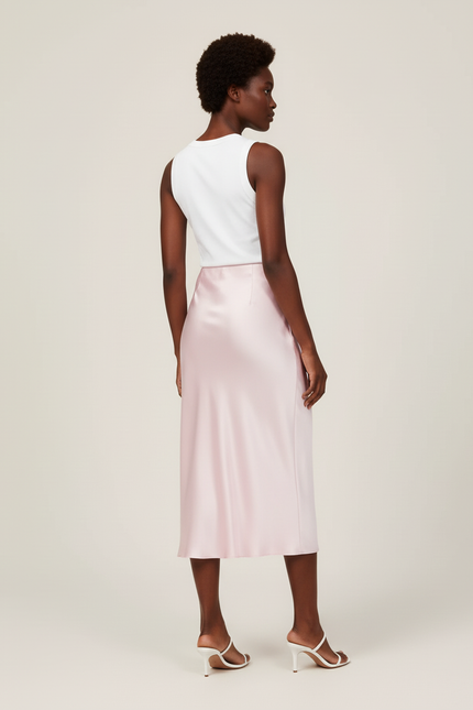 Jupe Midi Rose Satin Élégante