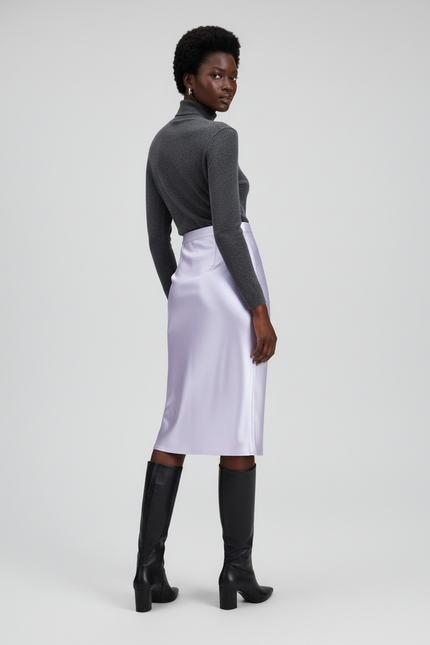 Jupe Midi Lavande Satinée Élégante