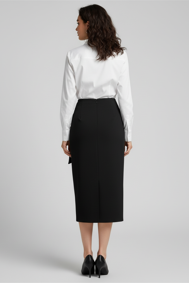 Jupe Midi Noire Nouée Élégante