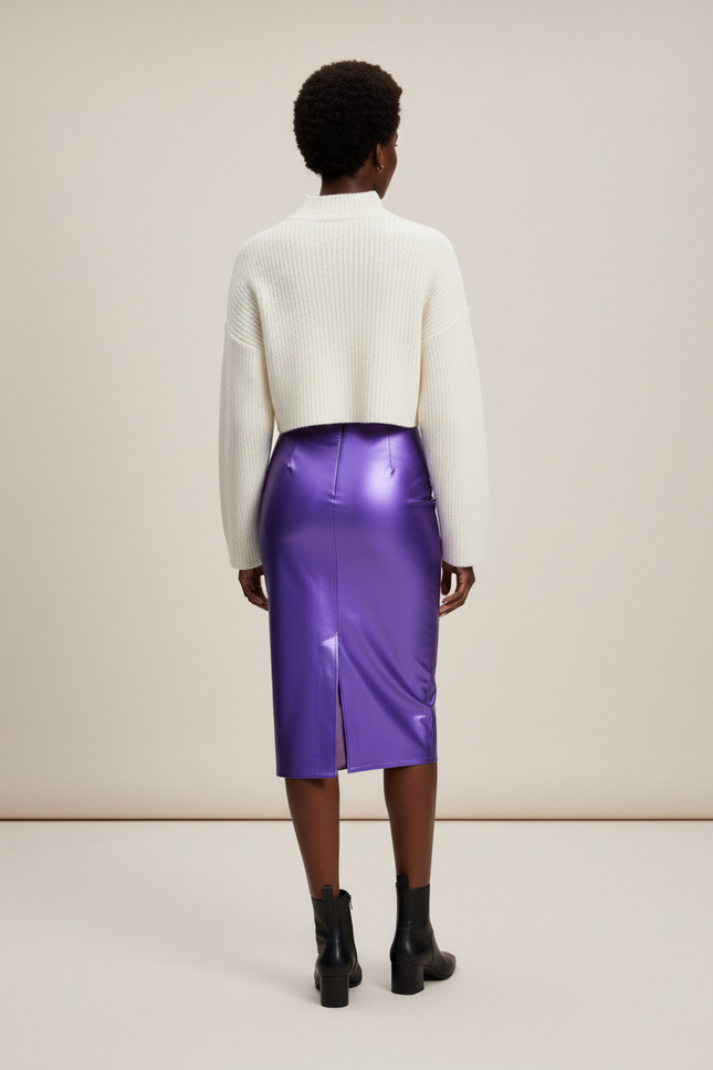 Jupe Midi Satinée Violette Élégante